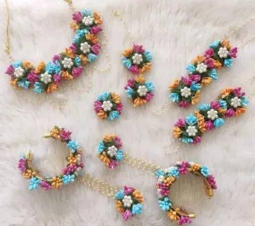 Hiraola's Product Image