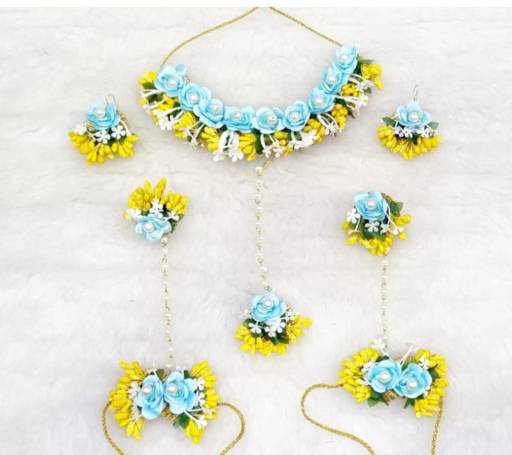 Hiraola's Product Image